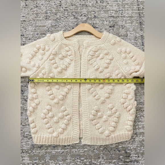 Anthropologie Style Chunky Pom Pom Heart Cardigan Sweater Puffs Size M Cream - Picture 7 of 11